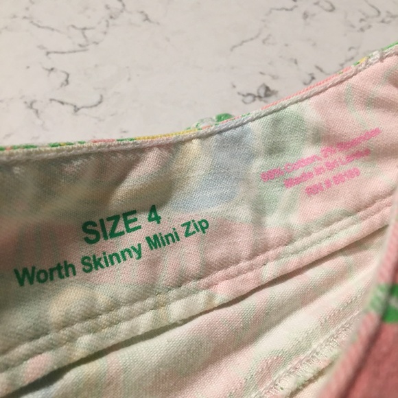 Lilly Pulitzer Worth Skinny Mini Zip - Picture 5 of 12